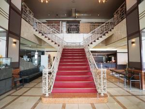 Neyagawa Trend Hotel - Location and Surroundings