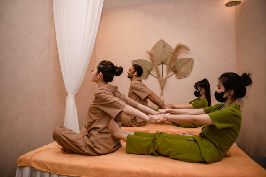 Nha Trang: 90 Minutes Herbal Massage (Free PICK-UP for 2pax)