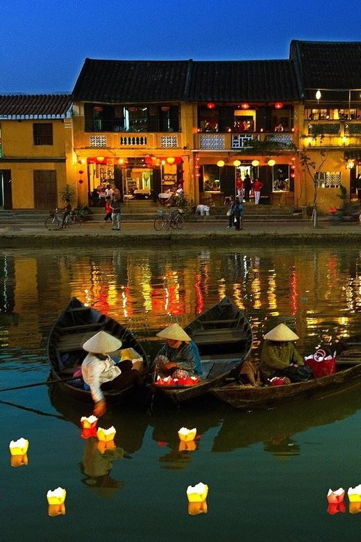 Night Boat Trip and Floating Lantern on Hoai River Hoi An
