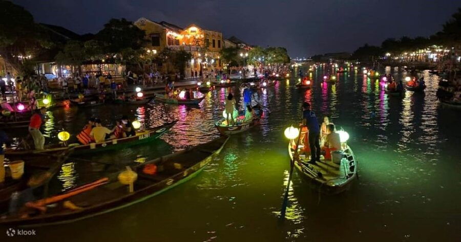Night Boat Trip and Floating Lantern on Hoai River Hoi An