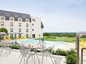 Novotel Amboise - Hotel Overview