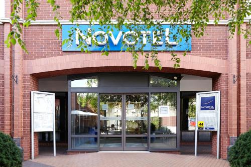 Novotel Ipswich Centre - Hotel Overview and Location