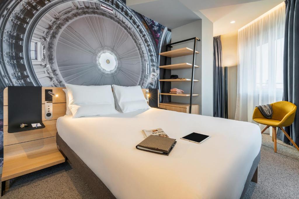 Novotel Paris 20 Belleville - Hotel Overview