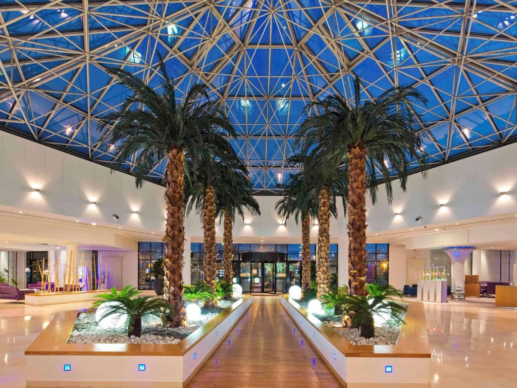 Novotel Paris Roissy CDG Convention - Location and Accessibility