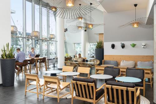 Novotel Suites Lille Europe - Location and Accessibility