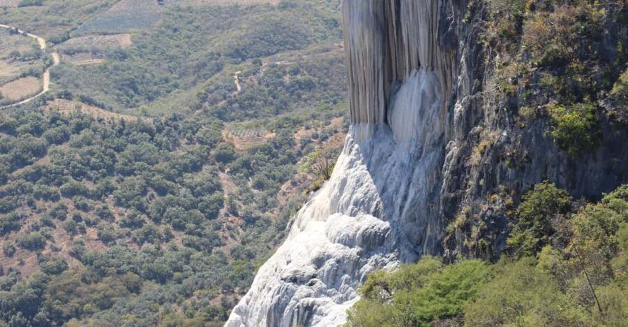 Oaxaca: Full Day Guided Tour on the Hierve El Agua Route
