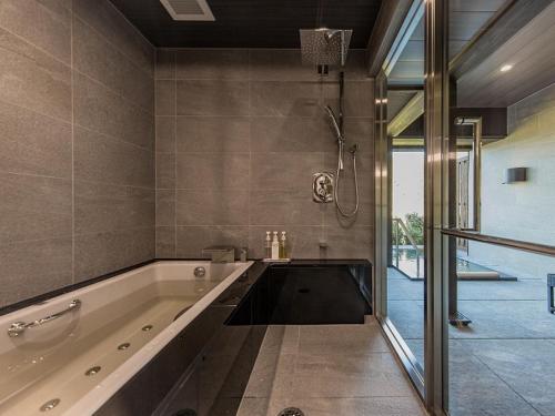 Okuhita Onsen Umehibiki Review - Overview and Location
