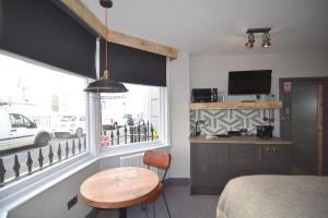 One Broad Street - Hotel Overview