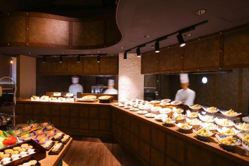 Ooedo Onsen Monogatari Premium Atami - Overview and Location