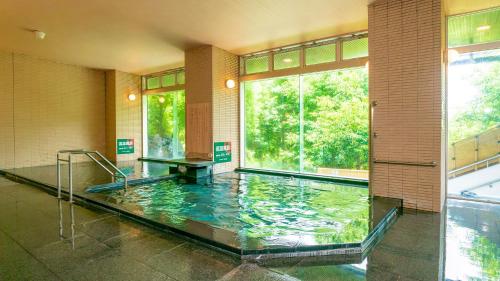 Ooedo Onsen Monogatari Premium Gero Shinkan - Overview and Location