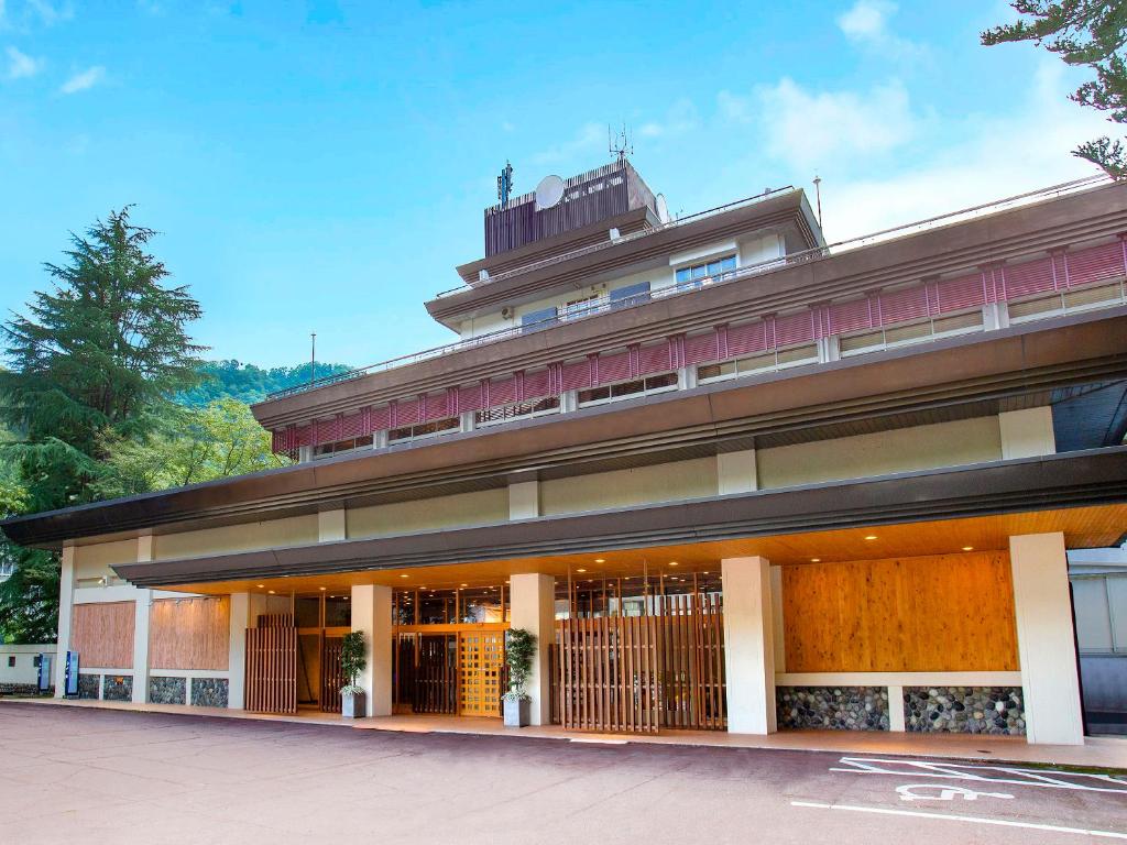 Ooedo Onsen Monogatari Unazuki Grand Hotel Review
