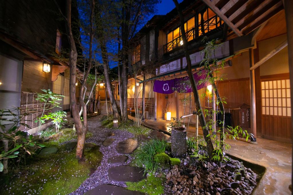 Oyado Ichizen - Overview and Location