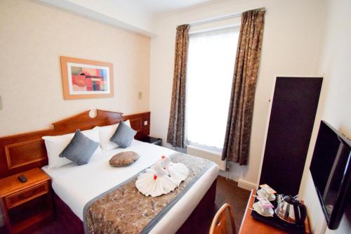 Pembridge Palace Hotel - Hotel Overview