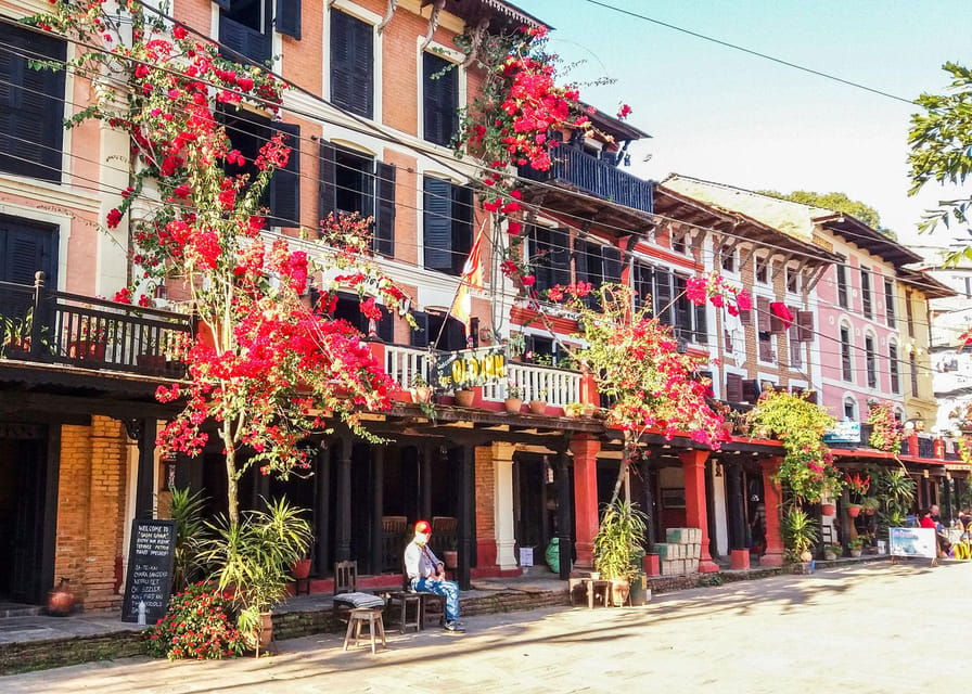 Private Car Kathmandu to Pokhara With Stop at Bandipur