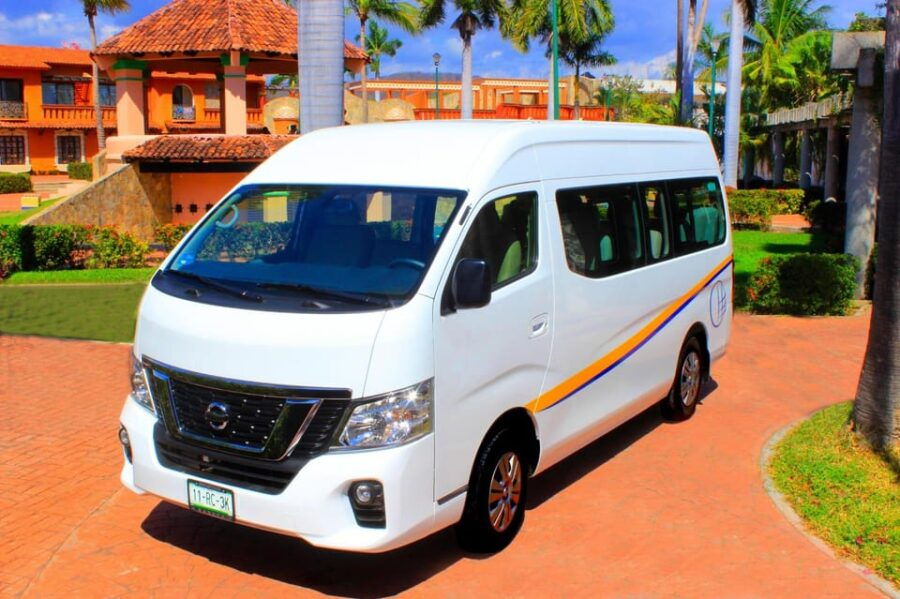 PRIVATE REDONDO Transfer in VAN Huatulco Airport - Service Overview