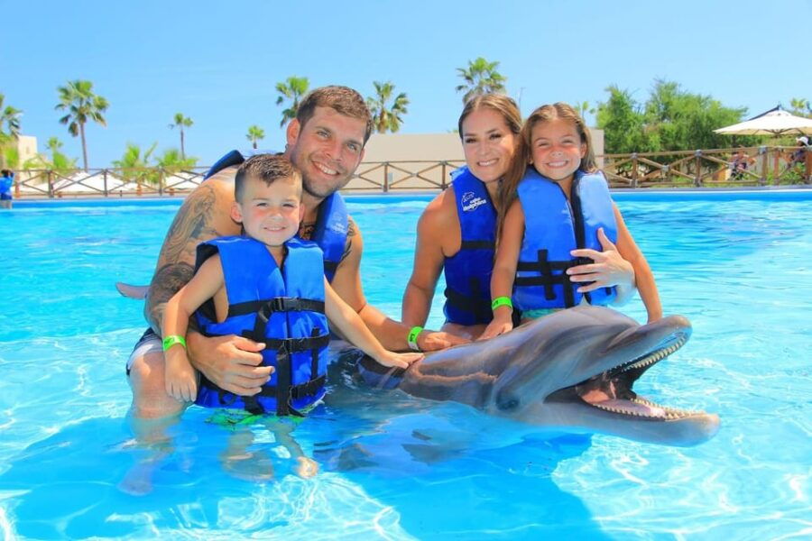Puerto Vallarta: Whale Watching and Swimming With Dolphins