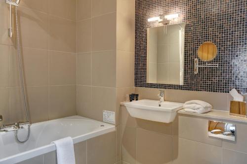 Quy Mill Hotel & Spa, Cambridge - Hotel Overview