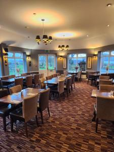 Red Lion Inn & Motel - Overview and Location