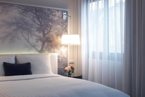 Renaissance Paris Nobel Tour Eiffel Hotel - Hotel Overview