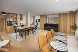 Residence Inn by Marriott Paris Didot Montparnasse - Location Highlights
