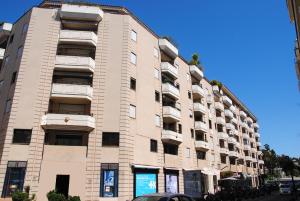 Riviera Eden Palace - Hotel Overview