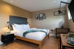 Room2 Hammersmith Townhouse - Property Overview