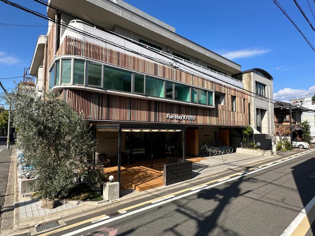 Room&Bed Fun Stay KYOTO - Hotel Overview and Location