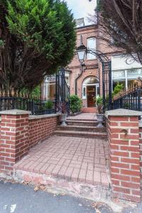 Roseview Alexandra Palace Hotel - Hotel Overview