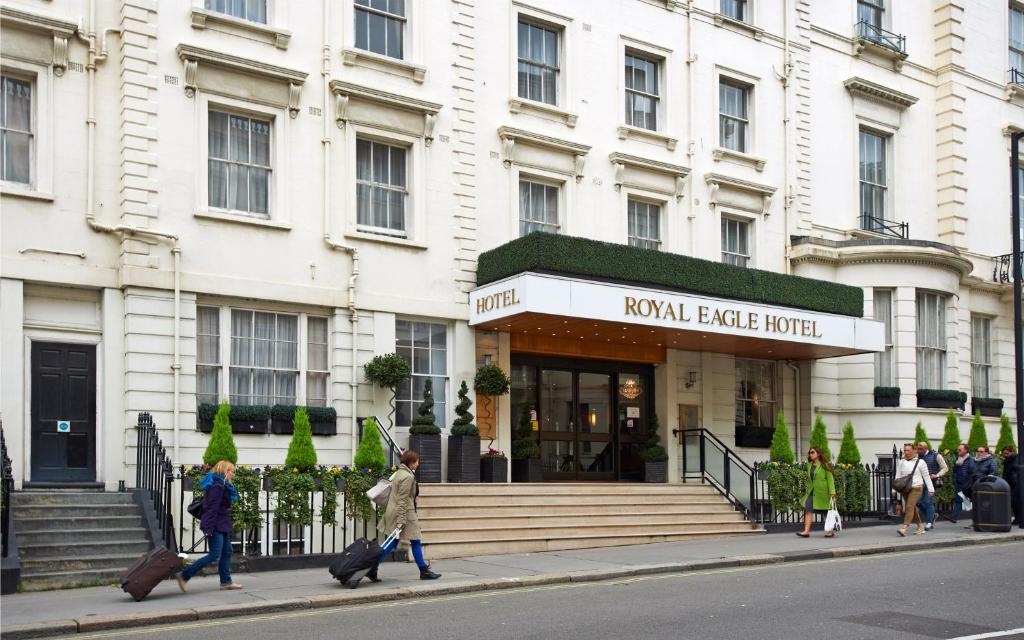 Royal Eagle Hotel - Hotel Overview and Location