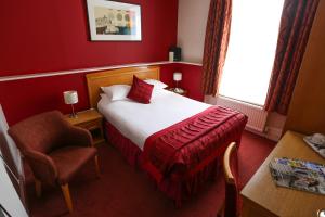 Royal Exeter Hotel - Hotel Location and Accessibility