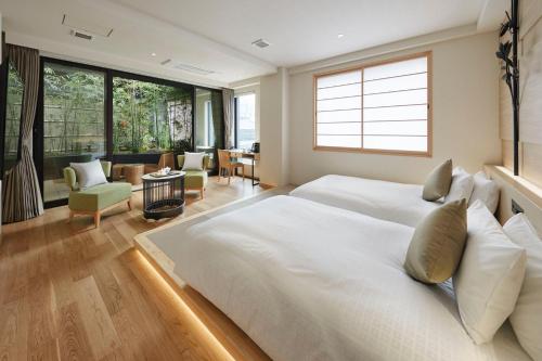 Royal Twin Hotel Kyoto Hachijoguchi - Hotel Overview