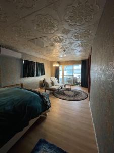 Ryokan La Luna - Overview and Location