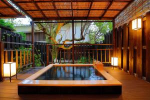Sakahijiri Gyokushoen - Overview and Location