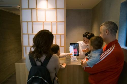 Sakura Cross Hotel Shinjuku East Annex - Hotel Overview and Location