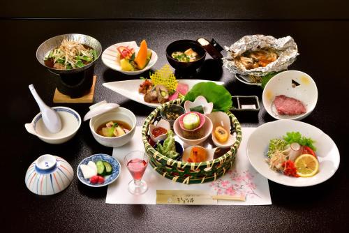 Shikishimaso - Location and History