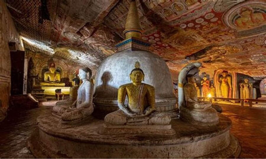 Sigiriya: Dambulla Cave Temple Day Tour From Pasikudah