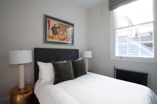 Sonder King Street - Property Overview