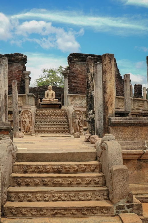 Sri Lanka: Cultural Triangle Express: Sigiriya and Dambulla