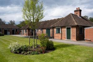 Stableside at York Racecourse - Location and Accessibility