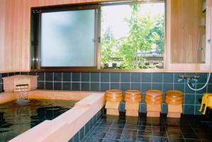 Sumiyoshi Ryokan - Overview and Location