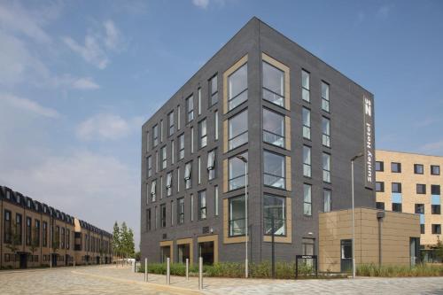 Sunley Hotel - Hotel Overview and Location