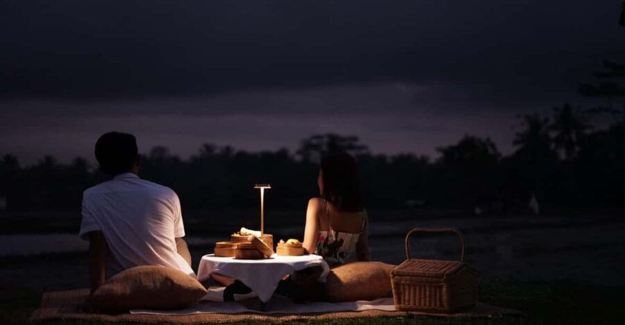 Sunset Picnic With Amora Ubud Boutique Villas - Overview of the Experience