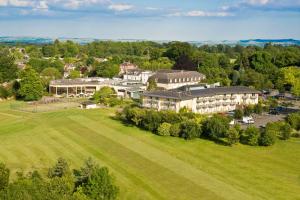 Swindon Blunsdon House Hotel, BW Premier Collection - Convenient Location and Accessibility