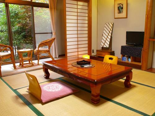 Takarabune Onsen Yumoto Kotobuki - Facilities and Amenities