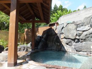 Tama River, Hot Spring Resort Aoni - Location and Overview
