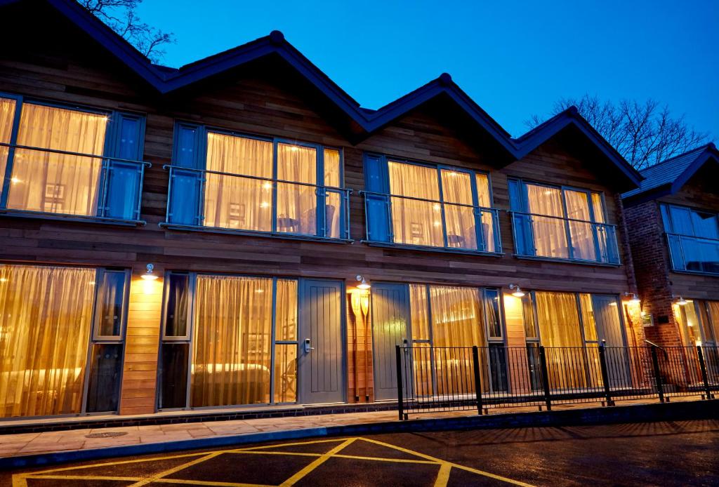 The Boathouse Inn & Riverside Rooms Review