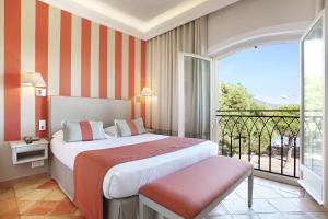 The Charming Hotel - La Bastide Du Port - Overview of La Bastide Du Port