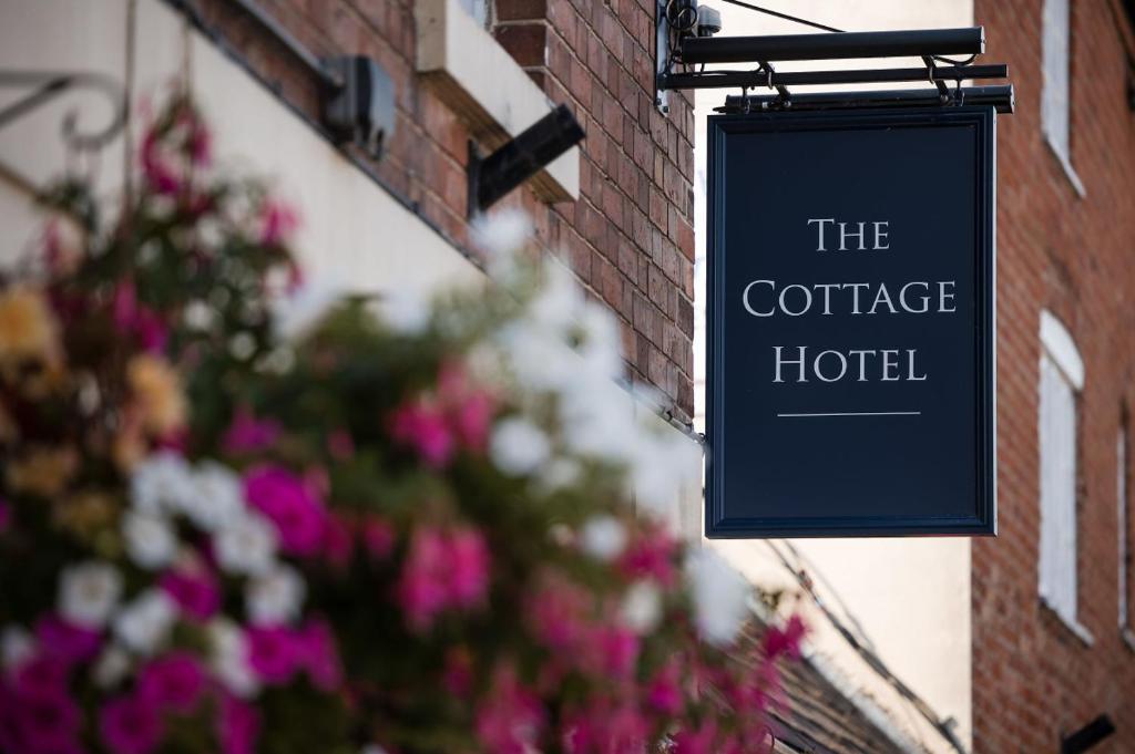 The Cottage Hotel Review