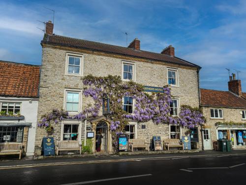 The Feathers Hotel, Helmsley, North Yorkshire - Hotel Overview and Location