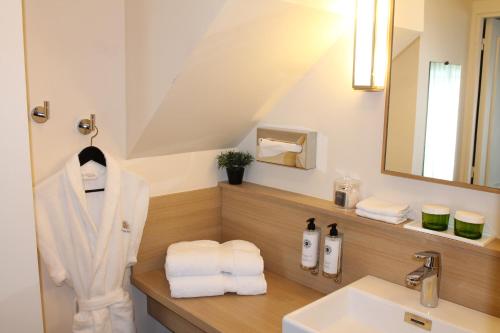 The Garden Hotel - Overview of Hotel Jardin Le Pasteur